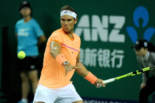 Rafael Nadal Aus Spanien Gibt Beim Shanghai Rolex Masters Tennis — Stockfoto