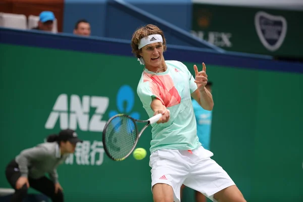 Alexander Zverev Niemiec Zwraca Strzał Wilfried Tsonga Francji Ich Mężczyzn — Zdjęcie stockowe