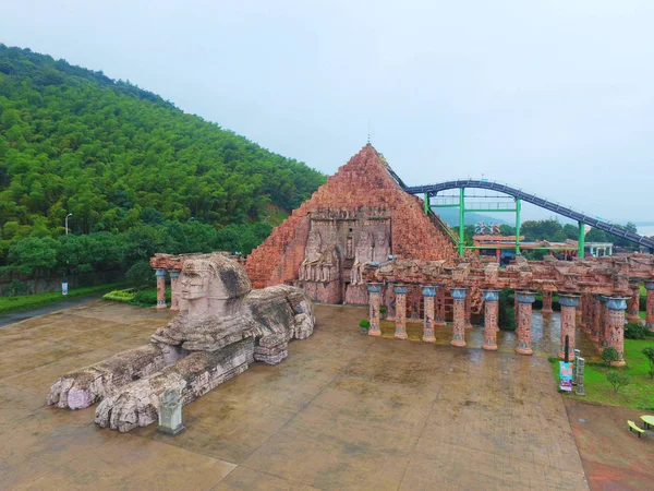 Giza Piramit Kompleksi Büyük Sfenks Kopyaları Hava Görünümü Ningbo Şehir — Stok fotoğraf