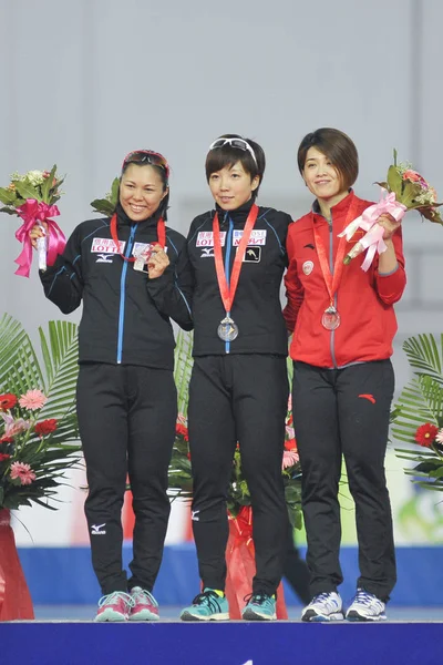 Gauche Droite Patineuse Japonaise Médaillée Argent Maki Tsuji Patineuse Japonaise — Photo