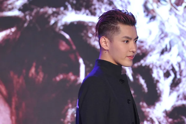 中国俳優呉 Yifan 彼の映画 征服の悪魔 中国での記者会見に臨んだ 2016 — ストック写真