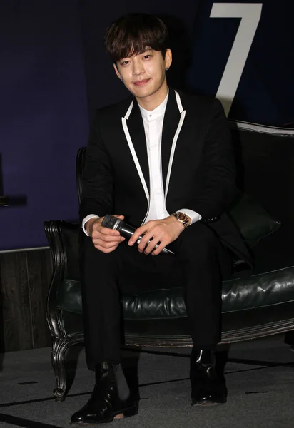 Güney Koreli Şarkıcı Choi Dong Wook Daha Iyi Bilinen Adıyla — Stok fotoğraf