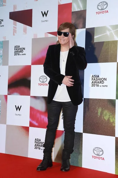 Japanese Singer Songwriter Tetsuya Komuro Arrives Red Carpet Asia Fashion — Stock Photo, Image