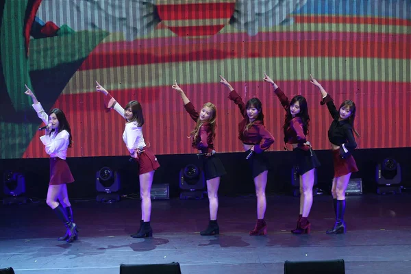 Miembros Del Grupo Chicas Surcoreanas Apink Presentan Durante Concierto Taipei —  Fotos de Stock