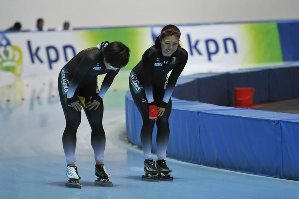 Nao Kodaira Vlevo Maki Tsuji Japonska Reagovat Závodech 500M Dámy — Stock fotografie