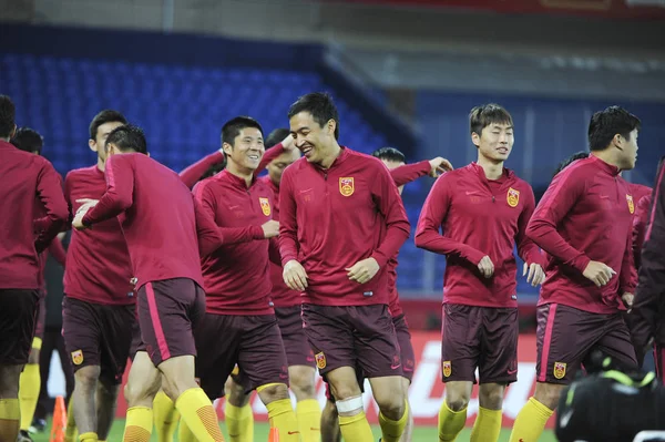 Игроки Сборной Китая Футболу Тренируются Время Тренировки Финалу Отборочного Турнира — стоковое фото