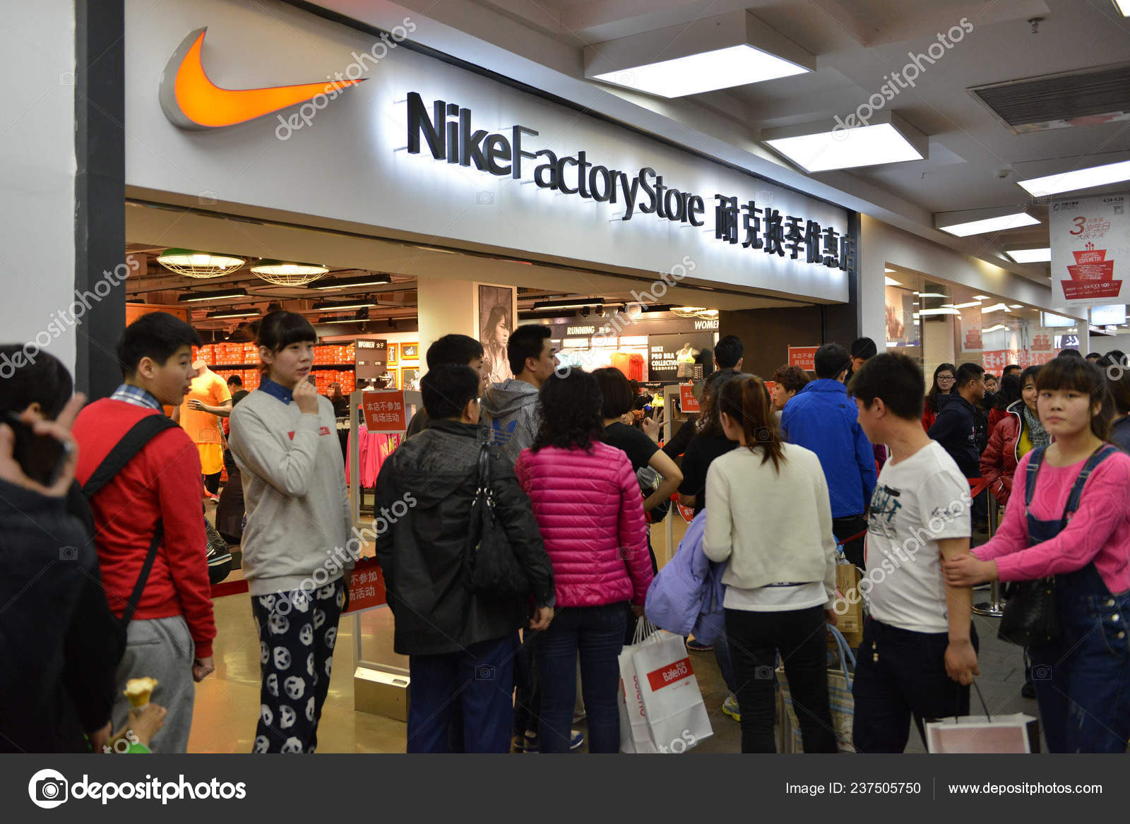 nike clearance store melbourne