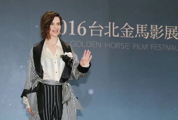 Francouzská Herečka Juliette Binoche Zúčastní Tiskové Konference Taipei Golden Horse — Stock fotografie