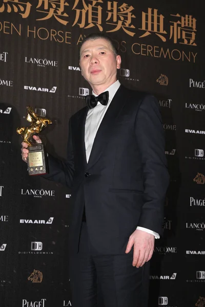 Feng Xiaogang 영화에 최고의 감독의 트로피와 아니에요 Madame Bovary 2016 — 스톡 사진