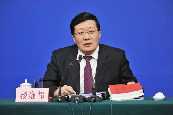 Čínský Ministr Financí Lou Jiwei Odpovědi Otázku Tiskové Konferenci Pro — Stock fotografie