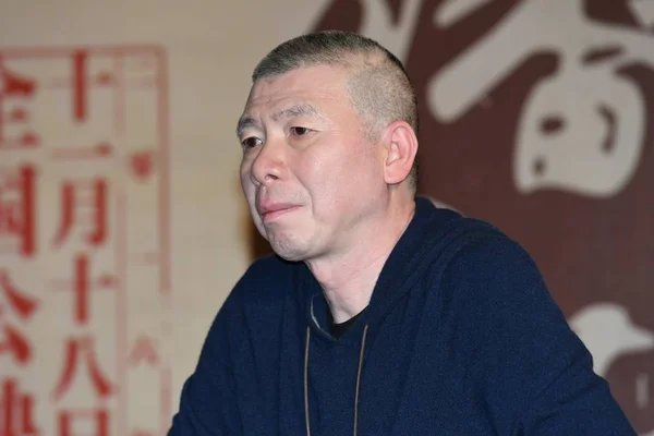 Chiński Reżyser Feng Xiaogang Uczęszcza Impreza Promocyjna Dla Swojego Nowego — Zdjęcie stockowe