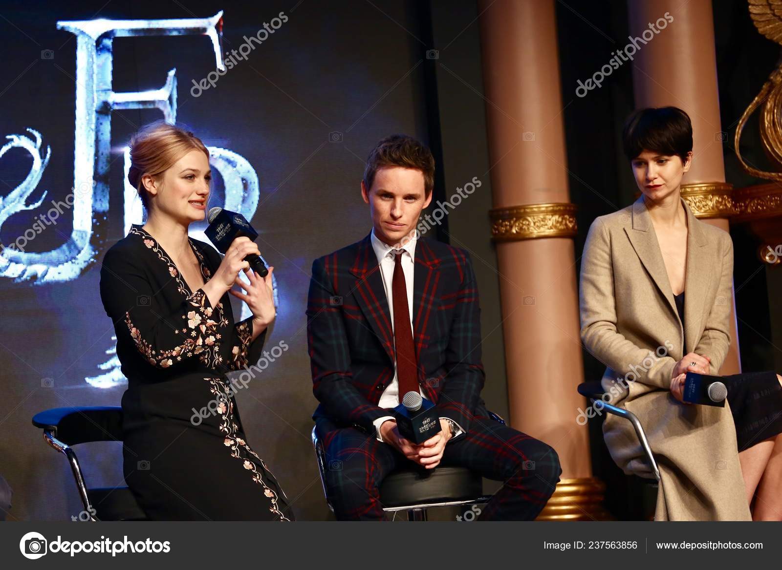 Американская Актриса Элисон Судол Английский Актёр Эдди