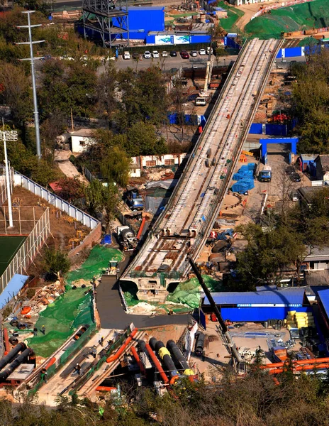 Die Beijing Magnetschwebebahn Für Mittlere Und Niedrige Geschwindigkeiten Wird Shijingshan — Stockfoto