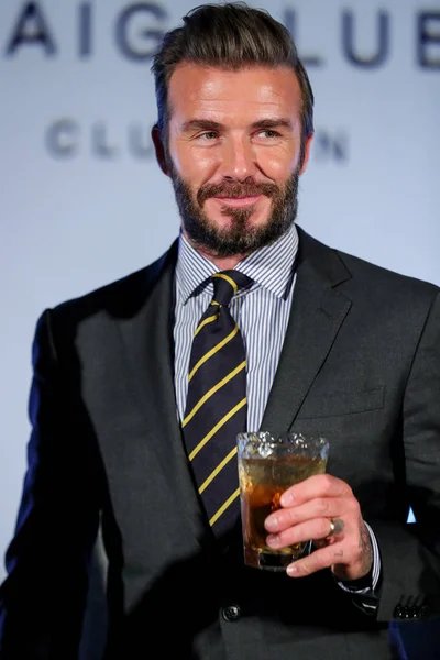 Der Englische Fußballstar David Beckham Posiert Auf Einer Pressekonferenz Zur — Stockfoto