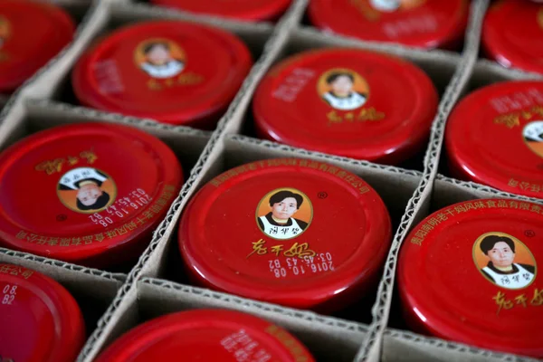 Bottles Lao Gan Laoganma Chili Sauce Stored Carton Warehouse Longli — Stock Photo, Image