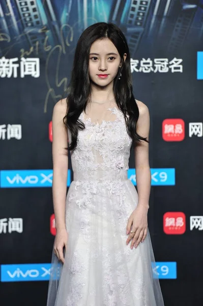 Zpěvačka Herečka Jingyi Čínská Dívka Skupiny Snh48 Dorazí 2016 Netease — Stock fotografie