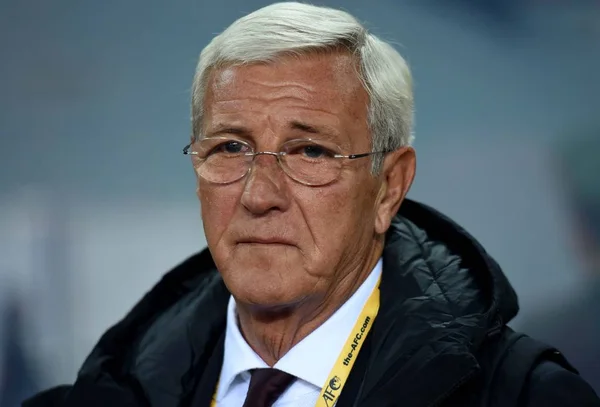 Treinador Principal Marcello Lippi Seleção Chinesa Futebol Masculino Assiste Seus — Fotografia de Stock