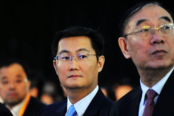 Pony Huateng Izquierda Presidente Ceo Tencent Holdings Ltd Asiste Conferencia —  Fotos de Stock