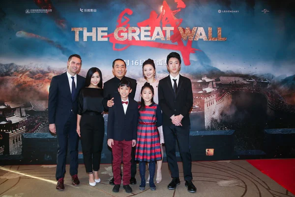 ⬇ Скачать Картинки El Estreno De La Gran Pared, Стоковые Фото El.