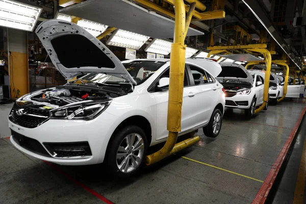 File Carros Estão Sendo Fabricados Linha Montagem Fábrica Automóveis Chery — Fotografia de Stock