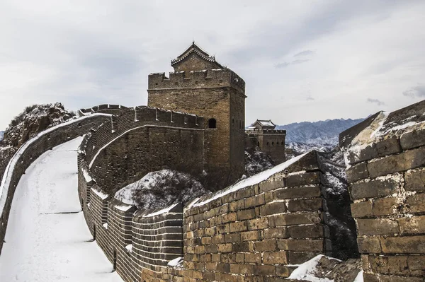 Landscape of the Jinshanling Great Wall in the snow in Luanping county, Chengde city, north China\'s Hebei province, 21 November 2016