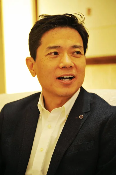 Robin Yanhong Chairman Ceo Van Baidu Woont Een Het Ondertekenen — Stockfoto