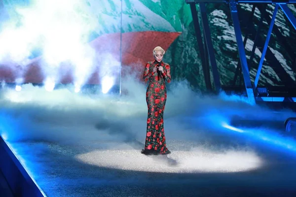 Penyanyi Amerika Lady Gaga Tampil Selama Victoria Secret Fashion Show — Stok Foto