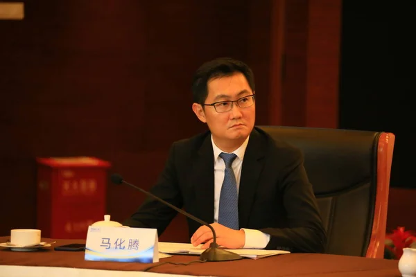 Pony Huateng Presidente Ceo Tencent Holdings Ltd Asiste Primera Reunión —  Fotos de Stock