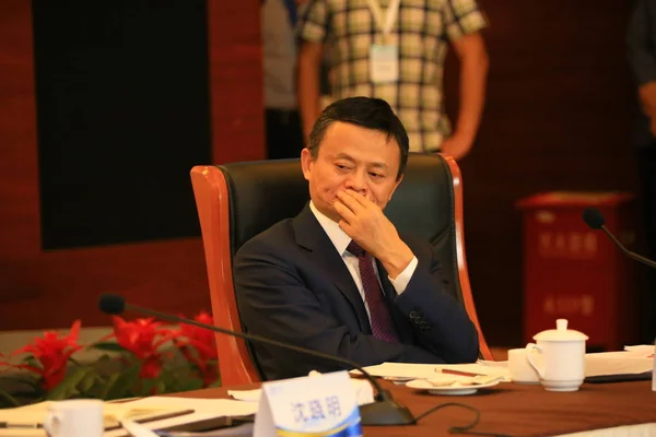 Джек Председатель Alibaba Group Принимают Участие Первом Ежегодном Заседании Консультативного — стоковое фото