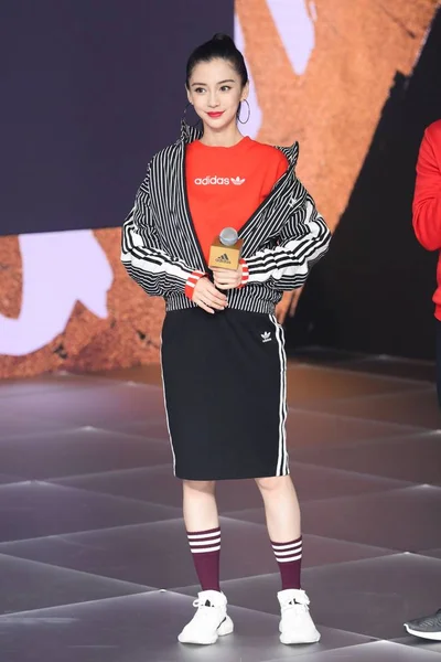 Hong Kong Aktorka Angelababy Uczęszcza Impreza Promocyjna Dla Adidas Szanghaju — Zdjęcie stockowe
