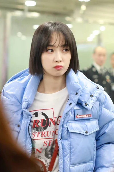 Aktris Tiongkok Victoria Song Atau Song Qian Tiba Bandar Udara — Stok Foto