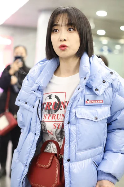 Atriz Chinesa Victoria Song Song Qian Chega Aeroporto Internacional Capital — Fotografia de Stock