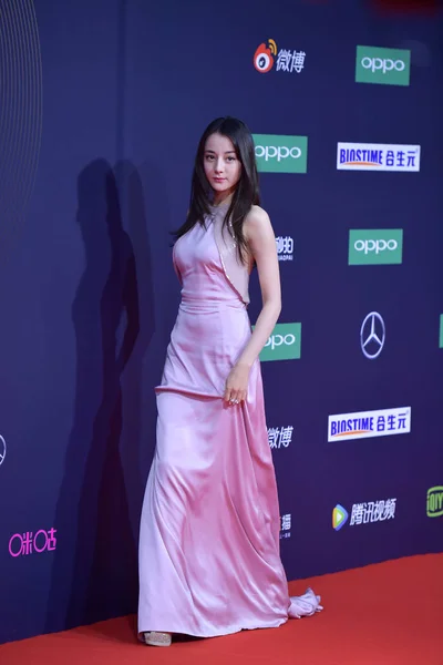 Chinese Uigur Actress Dilraba Dilmurat Poses She Arrives Red Carpet — Stock Photo, Image