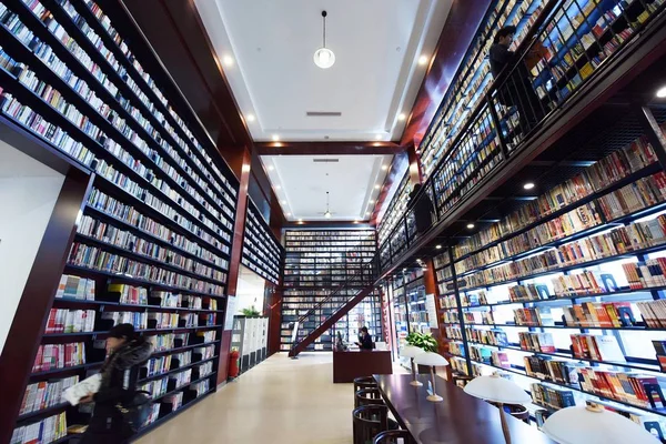 Vista Interior Biblioteca Pública Estilo Harry Potter Distrito Gongshu Cidade — Fotografia de Stock