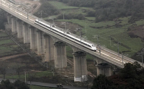 Crh China Railway Vysokorychlostní Vlak Jezdí Hukun Shanghai Kunming Vysokorychlostní — Stock fotografie