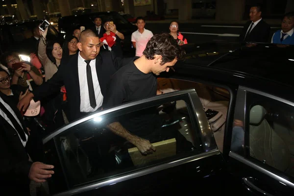 Swiss Tennis Player Roger Federer Center Pictured Arrives Shanghai Pudong — Stock Photo, Image
