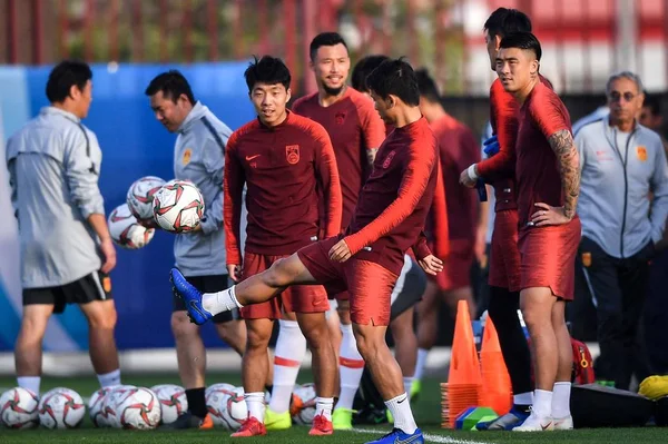 Παίκτες Της Ομάδας Ποδοσφαίρου Της Κινεζικής Εθνικής Ανδρών Λαμβάνουν Μέρος — Φωτογραφία Αρχείου
