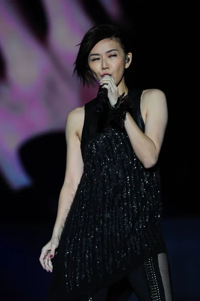 Cantante Singapurense Stefanie Sun Canta Festival Música Eco Shanghai China — Foto de Stock