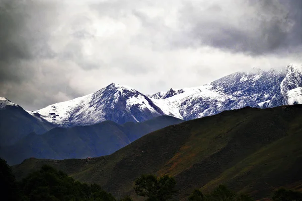 Paisagem Reserva Natural Nacional Sanjiangyuan Snnr Também Conhecida Como Reserva — Fotografia de Stock