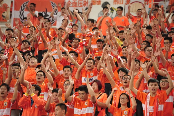 Κινεζική Φίλαθλοι Φωνάζουν Συνθήματα Δείξει Υποστήριξη Για Taishan Luneng Shandong — Φωτογραφία Αρχείου