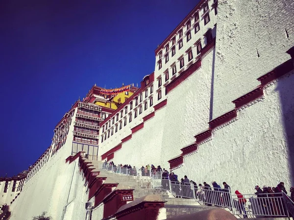 View Potala Palace Lhasa Southwest China Tibet Autonomous Region February — Stock Photo, Image