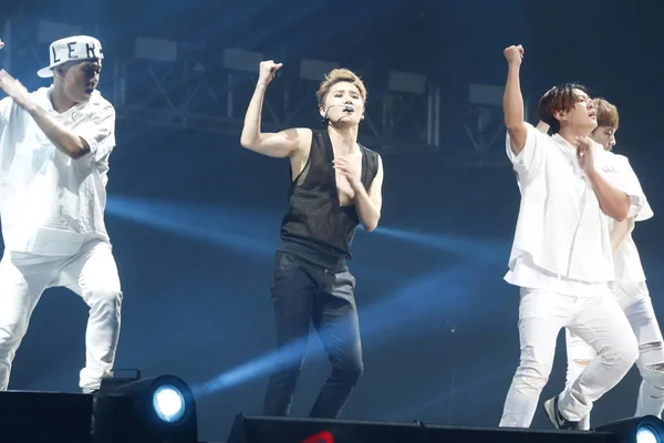 Kim Jun Sydkoreanska Pojke Gruppen Utför Frustrerad Sin Musik Konsert — Stockfoto