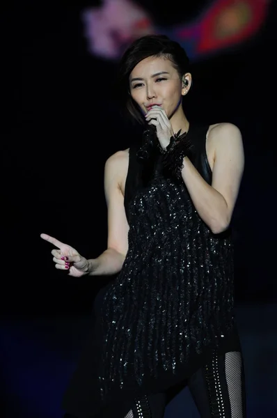 Cantante Singapurense Stefanie Sun Canta Festival Música Eco Shanghai China — Foto de Stock