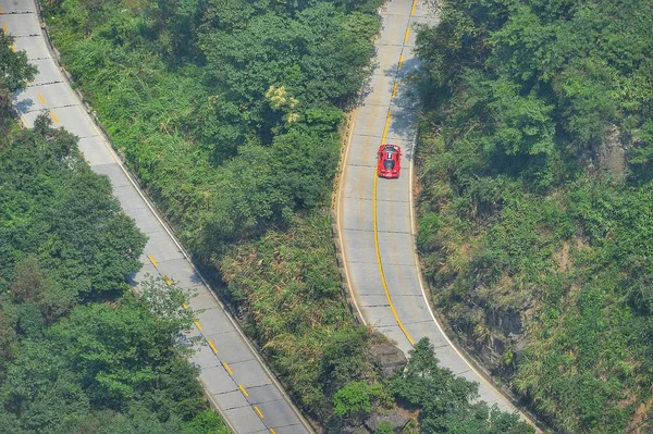 Piloto Italiano Fabio Barone Dirige Carro Esportivo Ferrari Estrada Tongtian — Fotografia de Stock