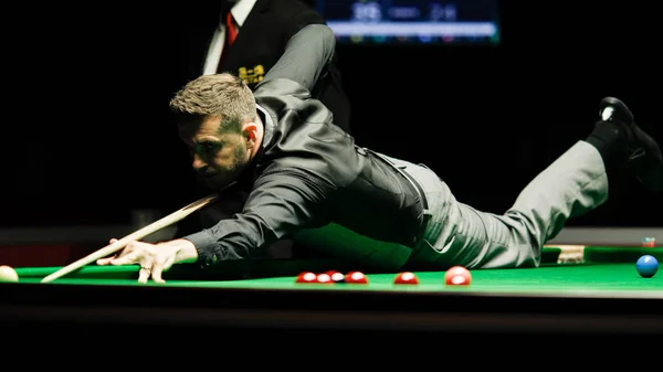 Mark Selby Anglii Gra Strzał Przeciwko Tom Ford Anglii 2016 — Zdjęcie stockowe