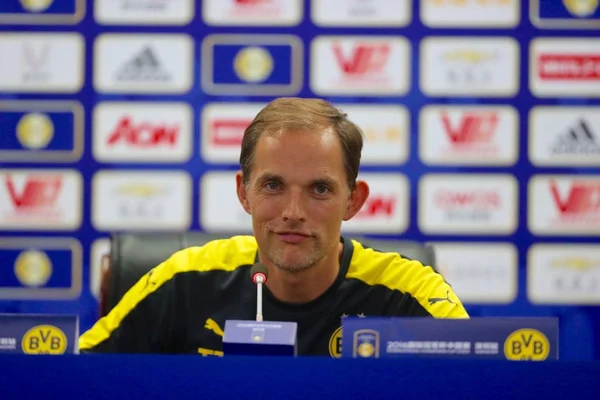 Επικεφαλής Προπονητής Thomas Tuchel Borussia Ντόρτμουντ Φοιτά Συνέντευξη Τύπου Για — Φωτογραφία Αρχείου