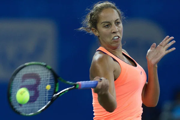 Madison Keys Dos Estados Unidos Devolve Tiro Para Simona Halep — Fotografia de Stock