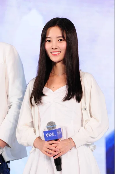 Jingyi Girl Group Chinês Snh48 Participa Uma Coletiva Imprensa Para — Fotografia de Stock
