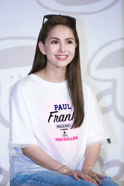 Taiwanese Model Actrice Hannah Quinlivan Vrouw Van Zanger Acteur Jay — Stockfoto