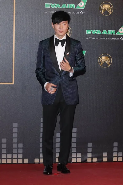 Singaporean Singer Lin Arrives Red Carpet 27Th Golden Melody Awards — Stock Photo, Image